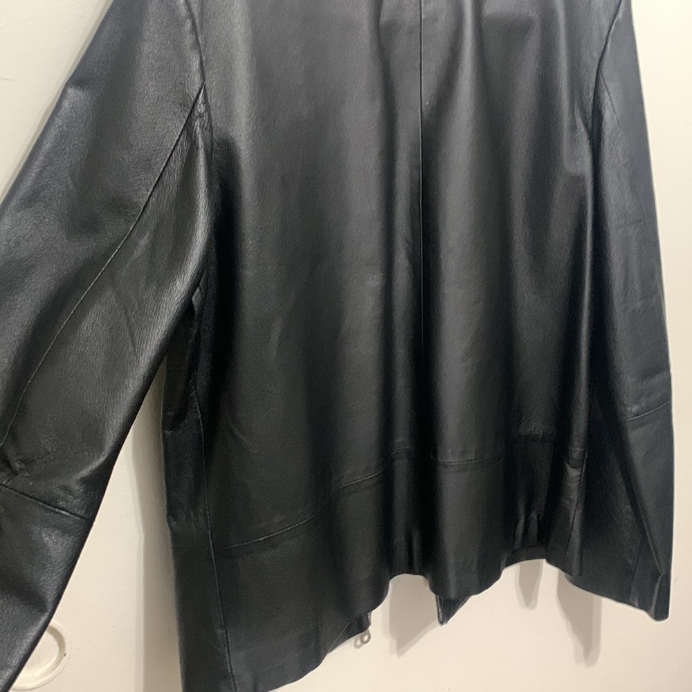 Clio Leather Jacket Size Medium - image 6